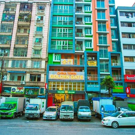 Golden Gate China Town Hotel Rangoon Eksteriør billede